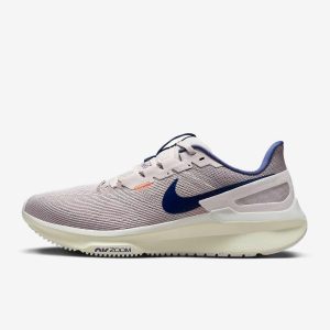 Nike Structure 25